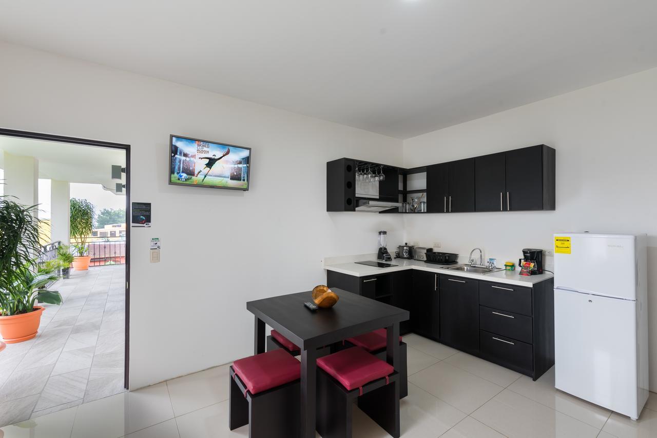 Apartamentos La Casona La Fortuna المظهر الخارجي الصورة